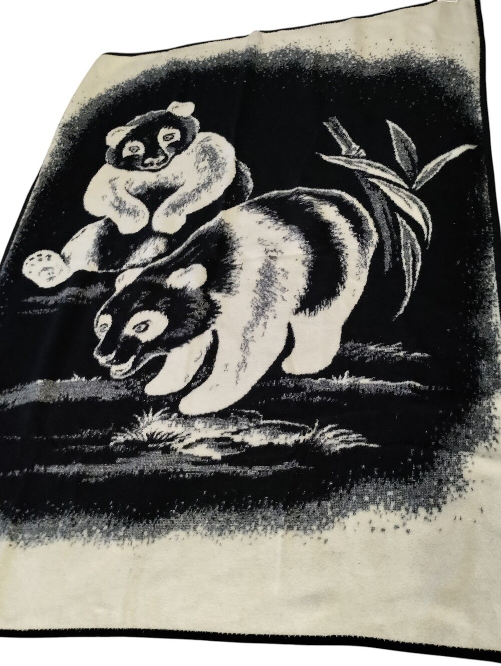 Vintage Vuteks Reversible Panda Bear Blanket Retro Crown Crafts